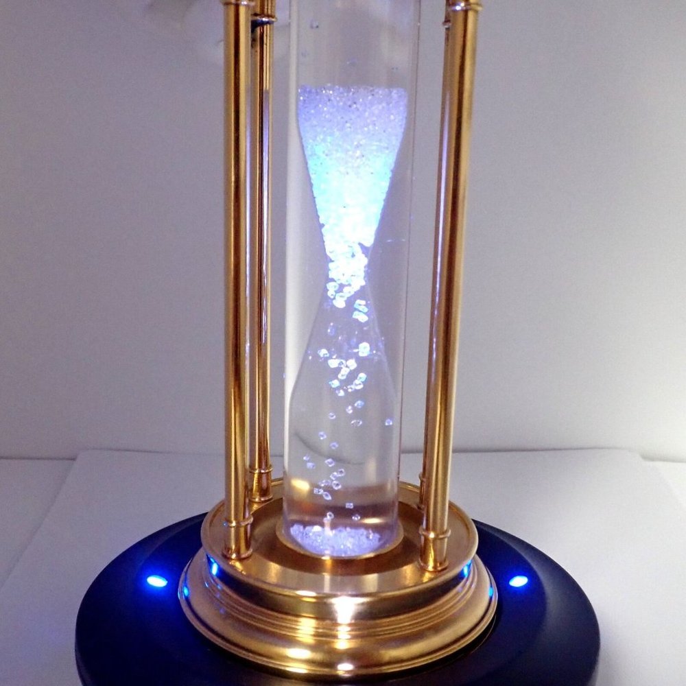Authentic! De Beers Limited Edition Millennium 2000 Diamond Brass Hourglass - Picture 6 of 11